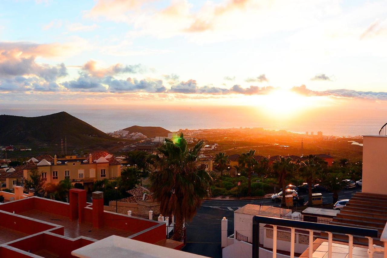 Superlative Apartment With Spectacular Ocean Views Chayofa Exterior foto
